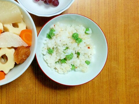 チンするだけ♪グリンピースご飯